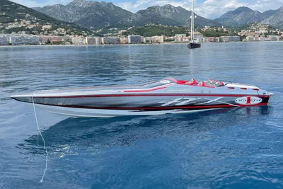 2009 Cigarette 42' X