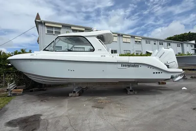 Everglades 367 CX