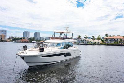 Yacht