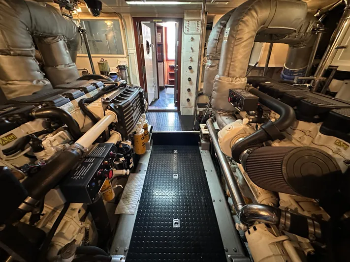 Stella Maris II Yacht Photos Pics 