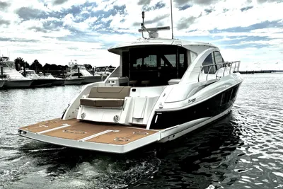 Cruisers Yachts 45 Cantius