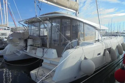 Lagoon 42