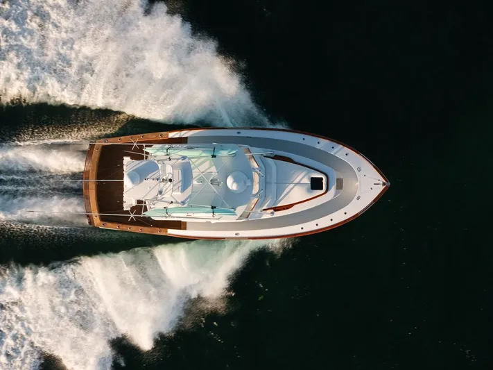 Last Mango II Yacht Photos Pics 