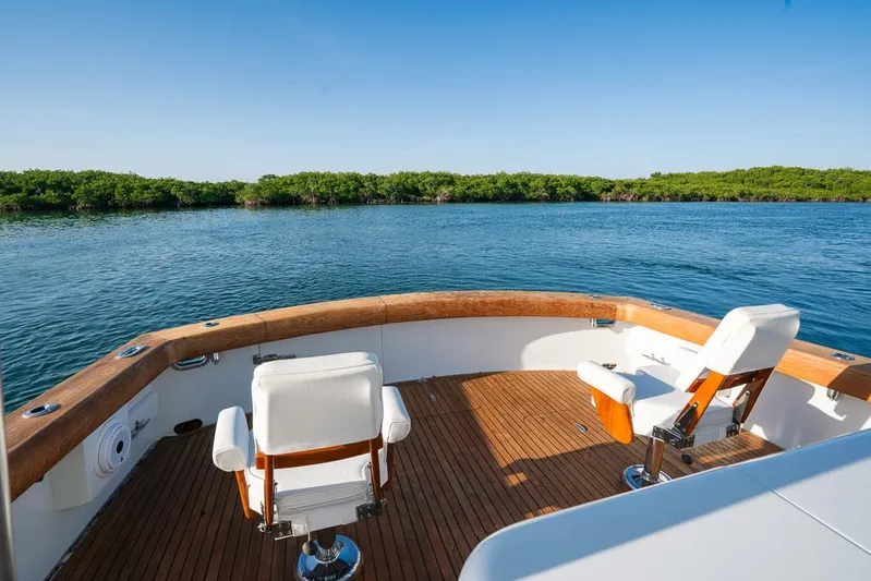 Last Mango II Yacht Photos Pics 