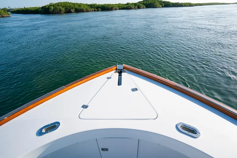 Last Mango II Yacht Photos Pics 