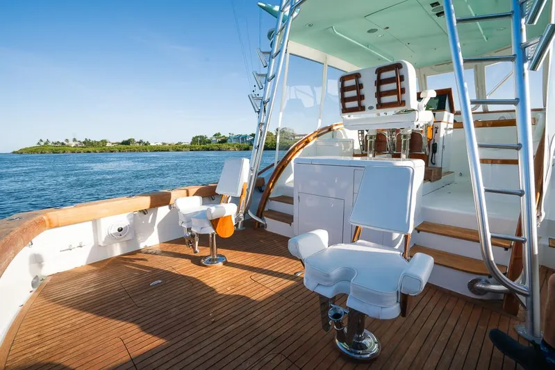 Last Mango II Yacht Photos Pics 