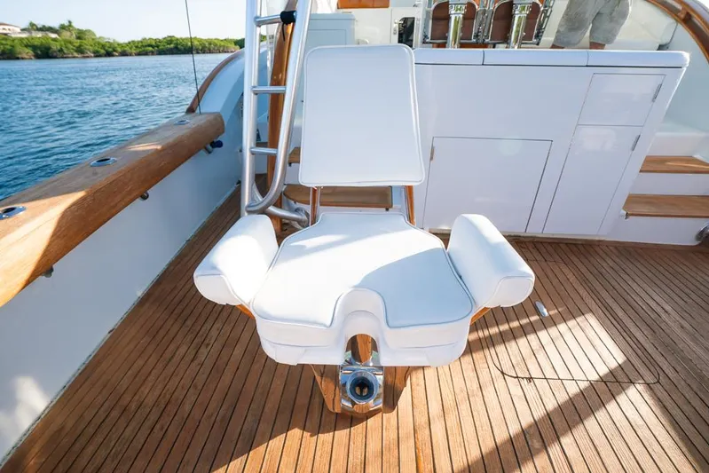 Last Mango II Yacht Photos Pics 