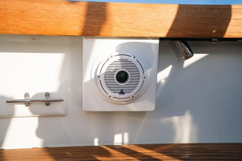 Last Mango II Yacht Photos Pics 