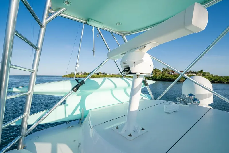 Last Mango II Yacht Photos Pics 