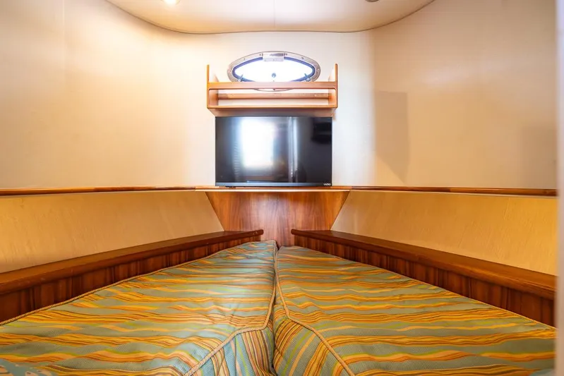 Last Mango II Yacht Photos Pics 