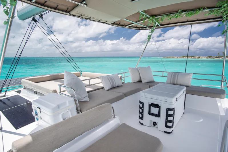 Bella Yacht Photos Pics Luxurious Bali 4.8 yacht interior with ocean view, 2021 model.