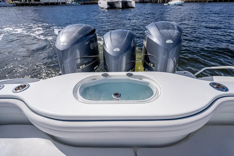 Luv N Life Yacht Photos Pics 