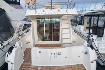 2007 Prestige Prestige 32