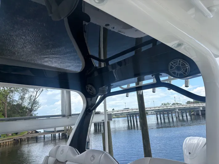  Yacht Photos Pics 2022 EDGEWATER 370 CC - Image 36