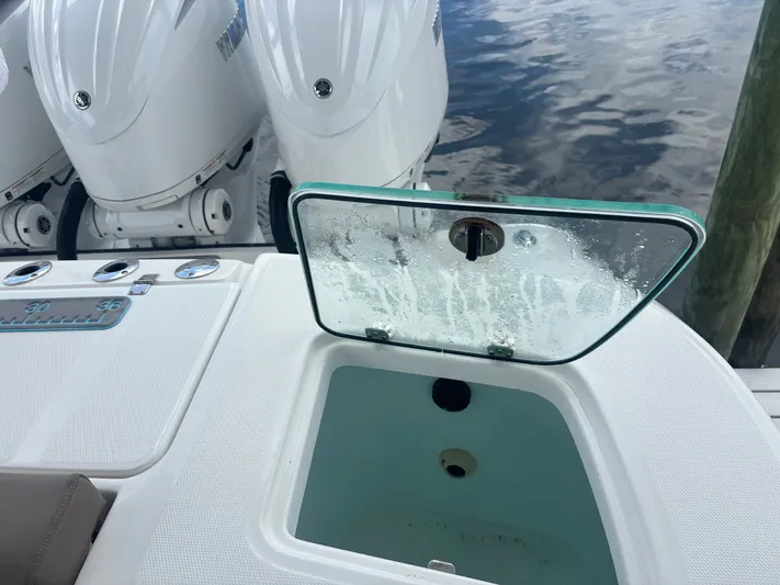  Yacht Photos Pics 2022 EDGEWATER 370 CC - Image 26