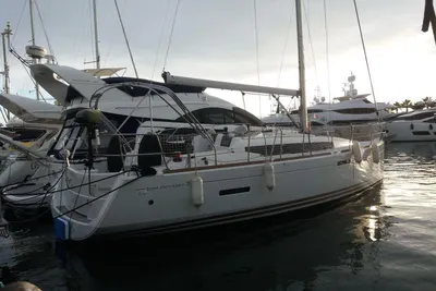 2014 Jeanneau Sun Odyssey 379