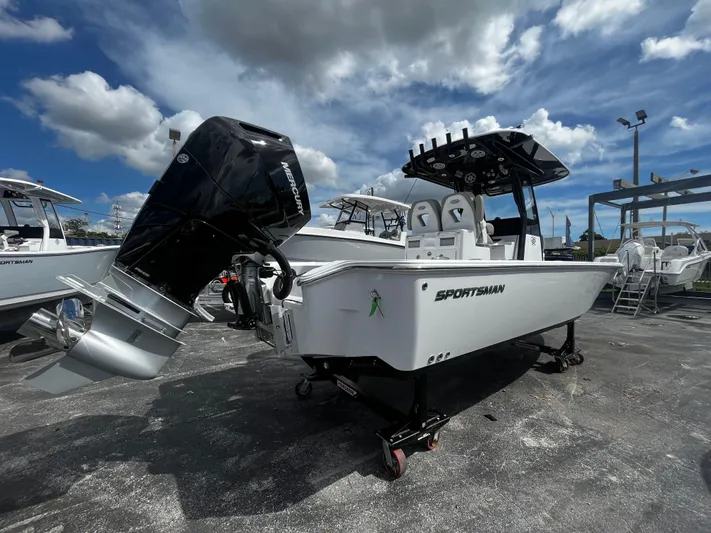  Yacht Photos Pics 2024 Sportsman 267 Masters Oe - Image 6