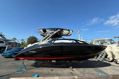 Yamaha Boats 275SD