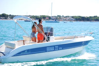 Mingolla Brava 22 open