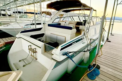 Carver 29 Monterey
