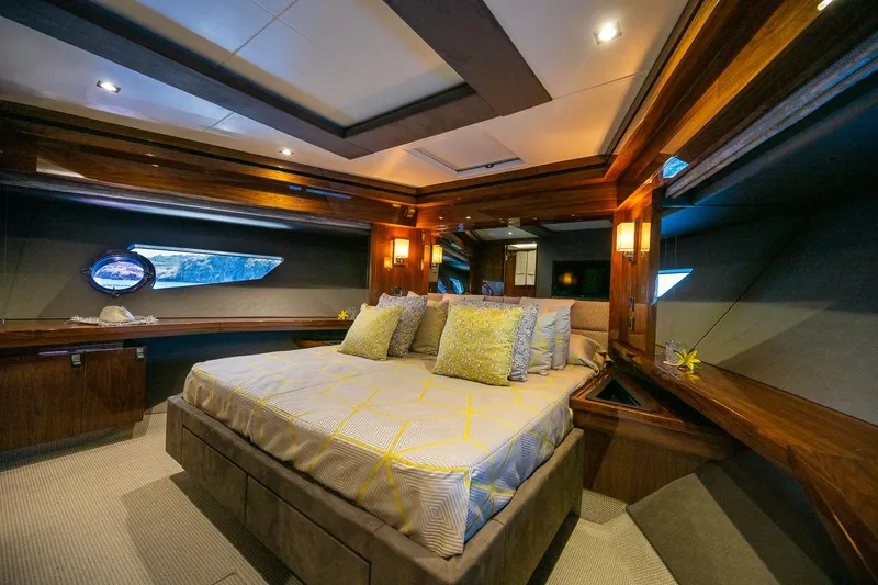 Seawater Yacht Photos Pics 