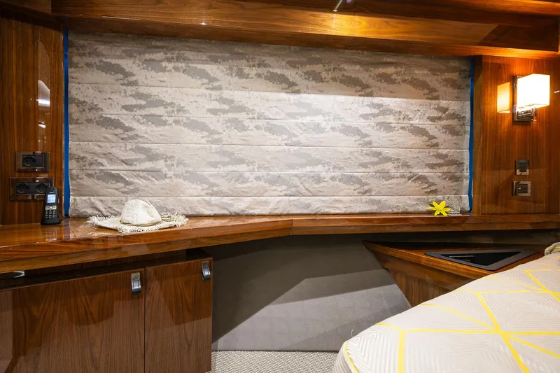 Seawater Yacht Photos Pics 