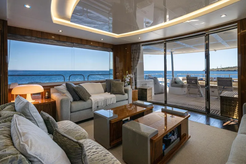 Seawater Yacht Photos Pics 