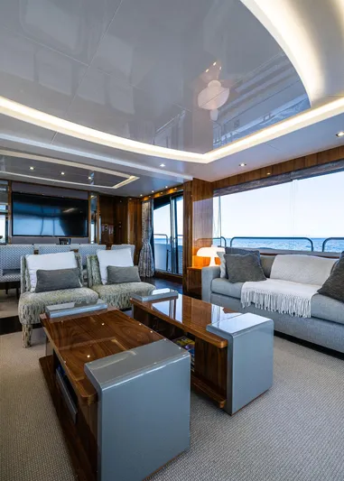 Seawater Yacht Photos Pics 