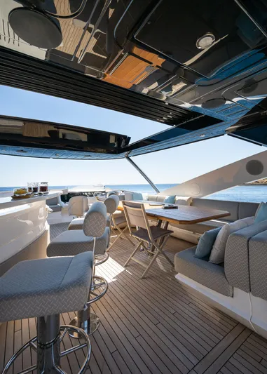 Seawater Yacht Photos Pics 