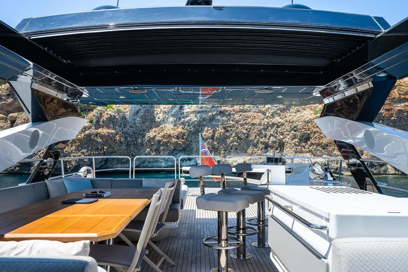 Seawater Yacht Photos Pics 