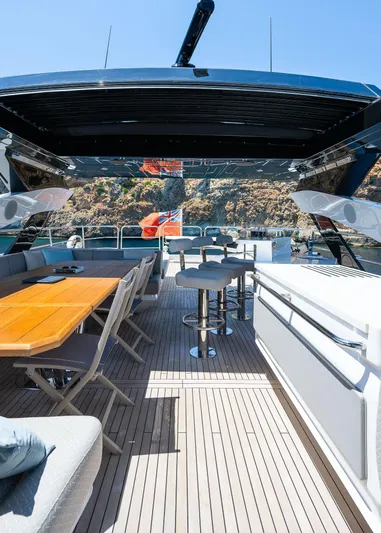 Seawater Yacht Photos Pics 