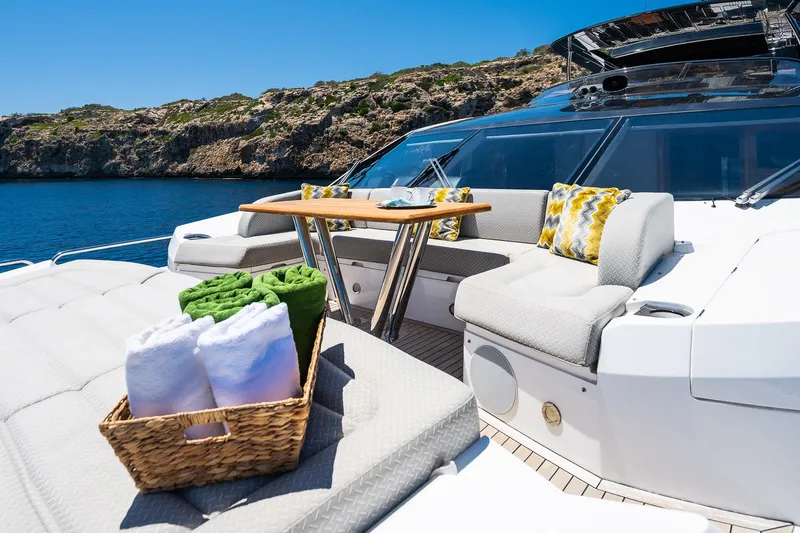 Seawater Yacht Photos Pics 