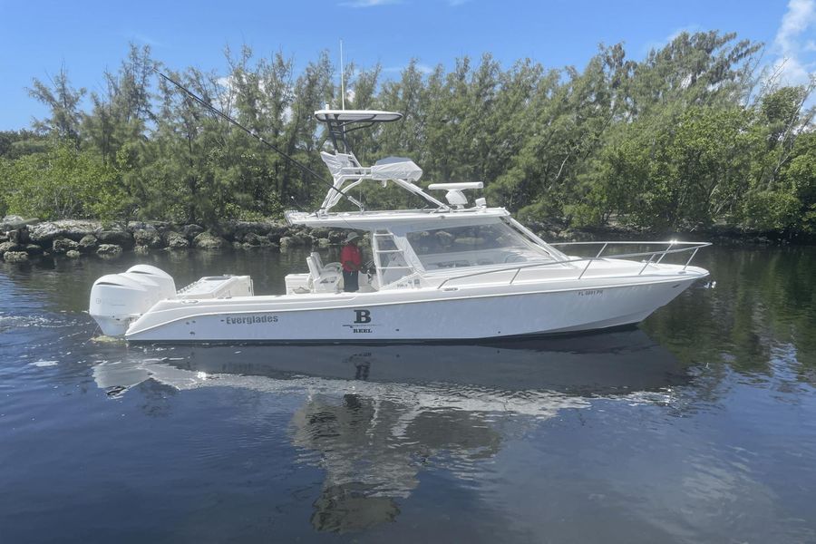 2014 Everglades 350LX