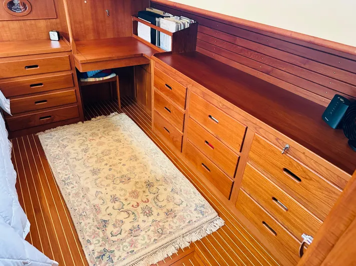 Sora Yacht Photos Pics 