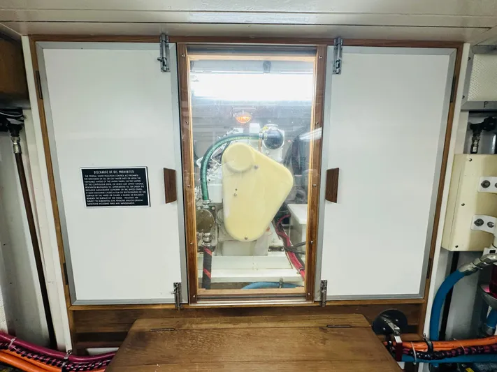 Sora Yacht Photos Pics 