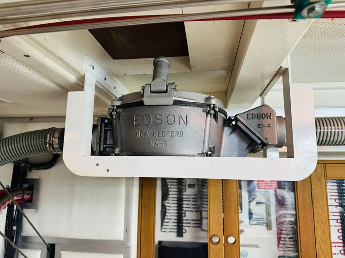 Sora Yacht Photos Pics 