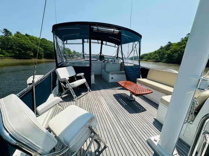 Sora Yacht Photos Pics 