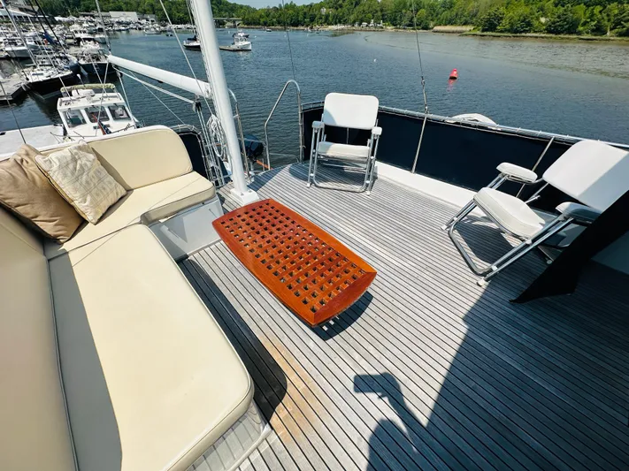 Sora Yacht Photos Pics 