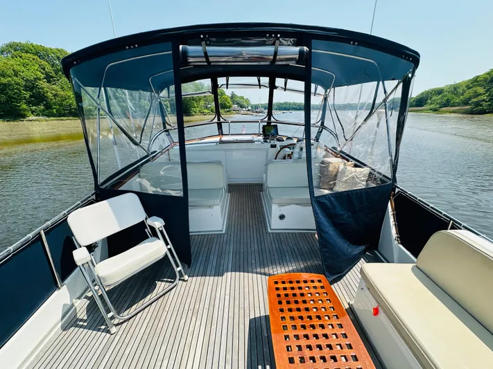 Sora Yacht Photos Pics 