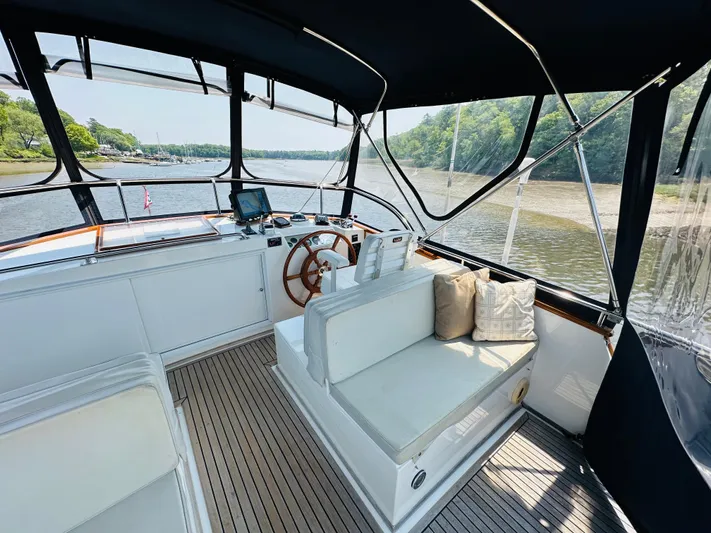 Sora Yacht Photos Pics 