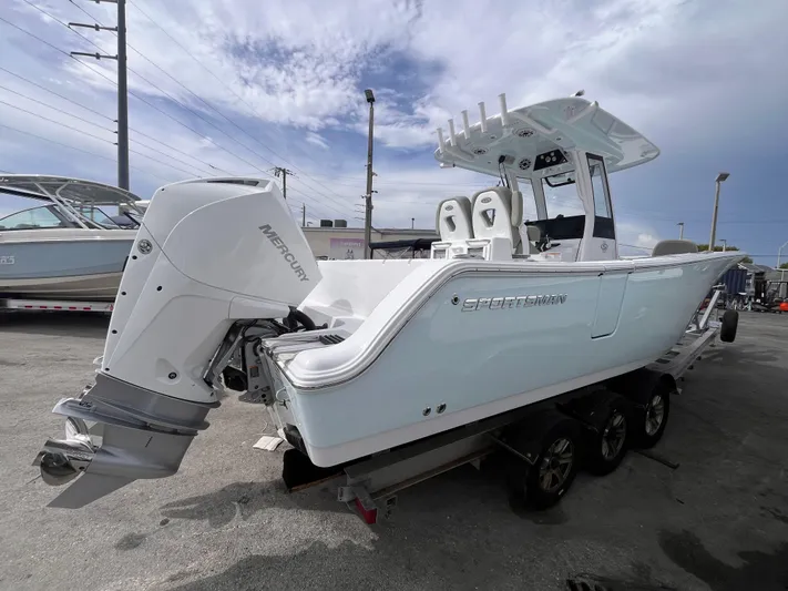  Yacht Photos Pics 2025 Sportsman 262 Open - Image 5