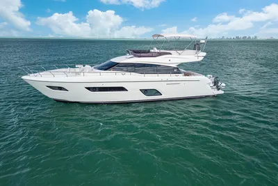 Ferretti Yachts 550