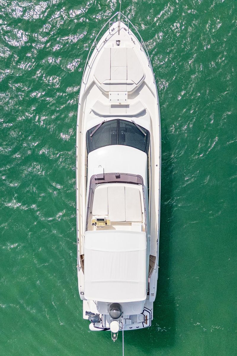 2018 Ferretti Yachts 55 
