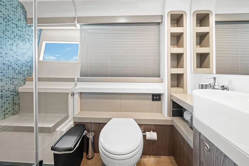 Funseeker Yacht Photos Pics 