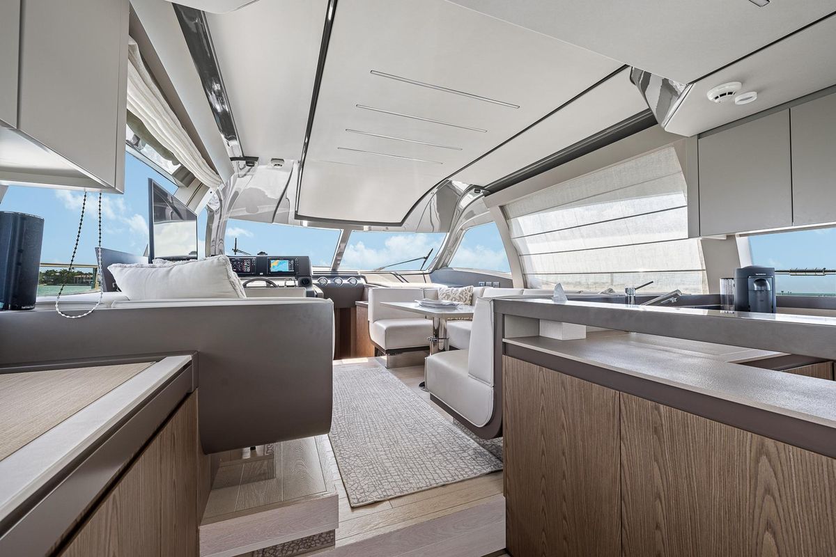 2018 Ferretti Yachts 55 