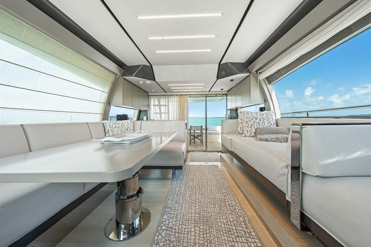 2018 Ferretti Yachts 55 
