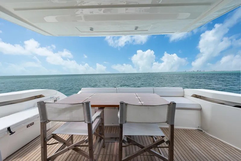 Funseeker Yacht Photos Pics 