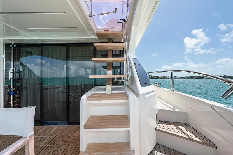 Funseeker Yacht Photos Pics 