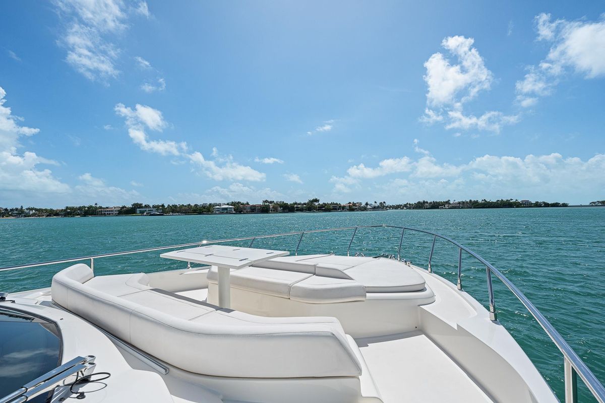 2018 Ferretti Yachts 55 