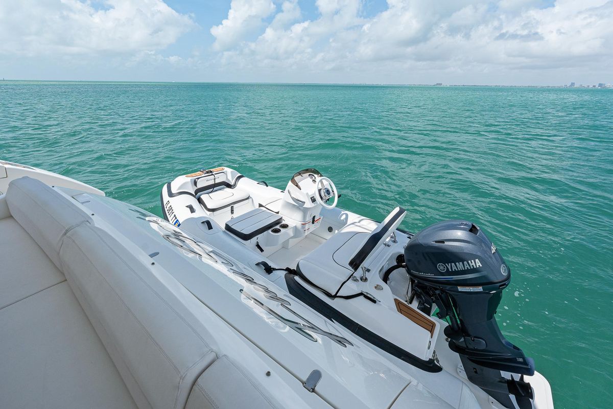 2018 Ferretti Yachts 55 